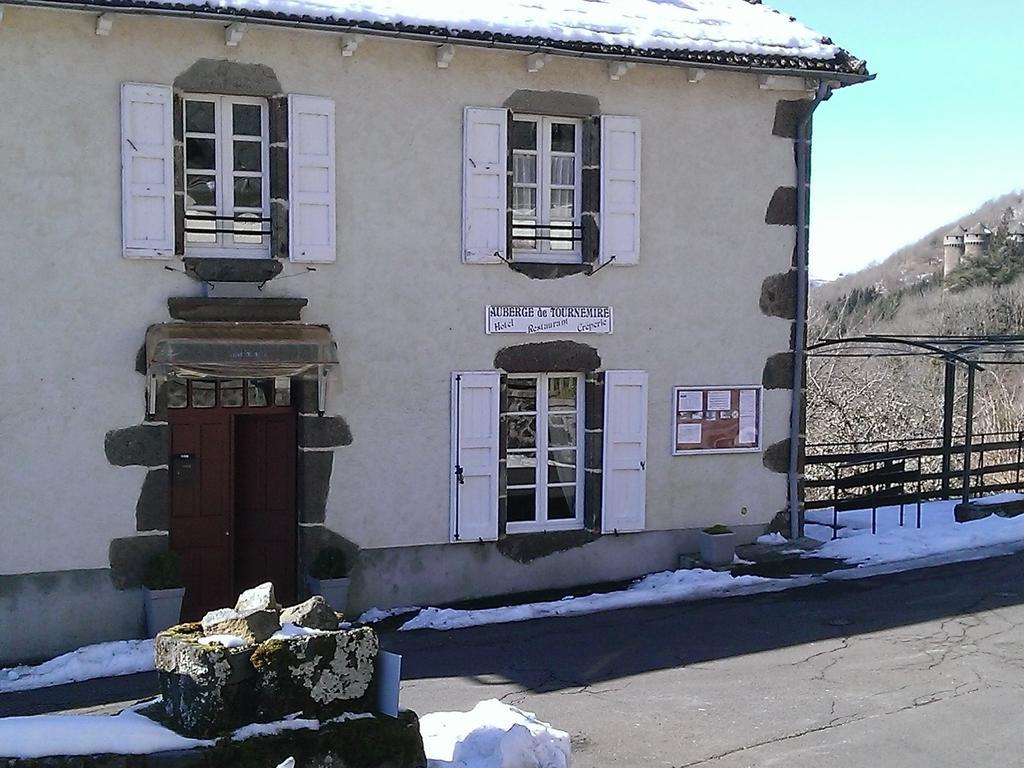 Auberge Hotel De Tournemire - Cantal Exterior foto